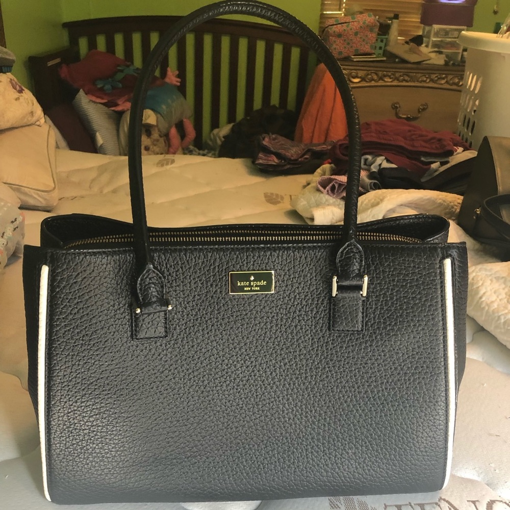 ~SOLD~Kate Spade Handbag